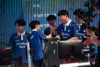 ‘한일전’서 웃었다...DRX, 제타디비전에 2-0 꺾고 쾌조의 출발[SS상암in]