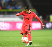 ‘골든보이’ 이강인 소개에, ‘정점’ 찍은 데시벨...SON과 맞먹었다[우루과이전 현장]