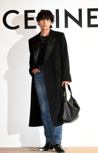 [포토] BTS 뷔 ‘가만히 서 있어도 화보’