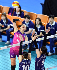 ‘힘한번 줘볼까!’ 김연경[포토]