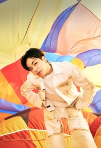 트레저 윤재혁, 불기둥 점화 사고…“괜찮다” 팬들 안심