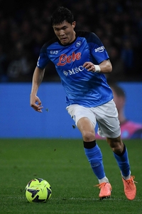 ‘멘탈 붕괴호소’ 김민재, AC밀란전 4실점 대패 수모…팀내 최저 평점