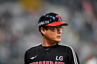 ‘정후도 안나오고...’ 이종범 코치[포토]