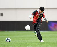 [포토] 임영웅, 왼발로 과감하게 슈팅