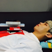 샤이니 키, 여전히 그리운 故 종현 “생일 축하해”