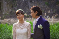 원빈-이나영 밀밭 결혼식 뺨치는 그때 그 시절 이색 결혼식[선데이서울로 본 50년전 오늘]