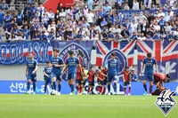 감독 경질 효과는 없었다…수원, 통산 100번째 ‘슈퍼 매치’ 1-3 완패[현장리뷰]