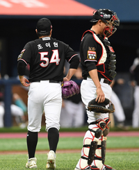 [포토]KT 선발 조이현, 3회를 넘기지 못하고...