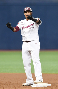 ‘득점권 타율 0.696’ 러셀 “운전 세리머니? ○○을 향해 운전!”[SS고척in]