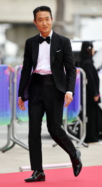 [포토]‘여유넘치는 입장’ 백상예술대상 조우진