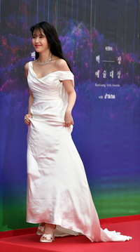 [포토]‘화이트’  백상예술대상 아이유