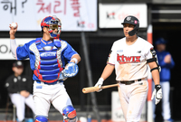 [포토]KT 황재균, 삼진이라니...