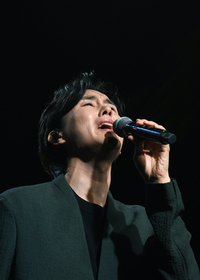 [포토]‘왜 그렇게 사셨어요’ 신유, 가슴 아픈 애환을...
