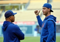 야구와 개인 경조사, 무엇이 중한가?···LAD 로버츠 감독, 아들 졸업식으로 경기불참[SS포커스]