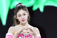 [포토]에스파 닝닝, 사랑스런 하트