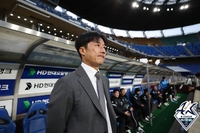 ‘저렇게 축구’ 발언 그 후…이정효 광주 감독 “그땐 미생, 말이 무섭다는 걸 알았다” [현장인터뷰]