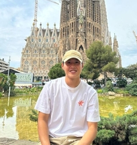 “가족 여행인데 왜 날 두고 갔나” 이강인 여행 SNS에 팬들이 보인 반응