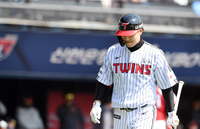 암흑기 이어 망신살까지 ‘엘·롯·기 동맹’ 이제는 해체해야…개인 일탈 파문 생각보다 크다[장강훈의 액션피치]