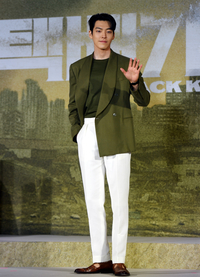 [포토] 김우빈 '빠져드는 눈빛'