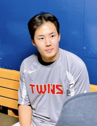 ‘광속구’ 시대에…LG 임찬규 “정찬헌 형과 누가 더 느리게 던지나 경쟁했어요” [SS인터뷰]