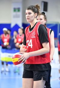 러츠 느낌 물씬...‘최장신’ 부키리치 “김연경과 함께 뛰고파”