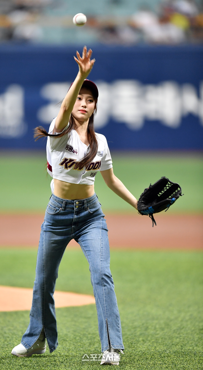 [포토]‘리듬 제대로 타고 던져요!’ 케플러(Kep1er) 샤오팅