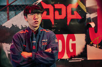 ‘2022 롤드컵’ 악몽 떨쳐낸 JDG, T1 꺾고 MSI 결승행…재현된 ‘룰러 엔딩’[SS런던in]