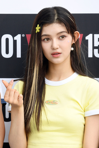 [포토]뉴진스 다니엘, 깜찍하게!