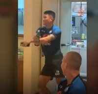 ‘김민재, 나폴리 시작부터 강남스타일로 사랑받았지’…英 괴물수비수 커리어 조명