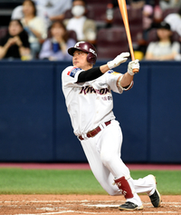 [포토] 이지영, 5회 반격 노리는 안타