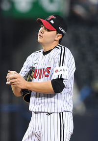 [포토]TLG 이민호, 송구 실책이 아쉬워...