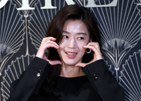 전지현, 임영웅, 김나영, 부동산 시장으로 몰리는 현금王 연예인들[SS초점]