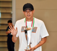 [포토]‘금의환향 수비왕’  김민재