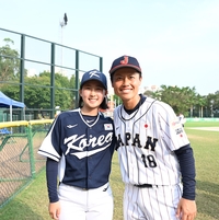 ‘리빙 레전드’ 日사토 “여학생이 야구 할 수 있는 곳 많아지며 세계최강 돼” [여자야구 현주소⑮]