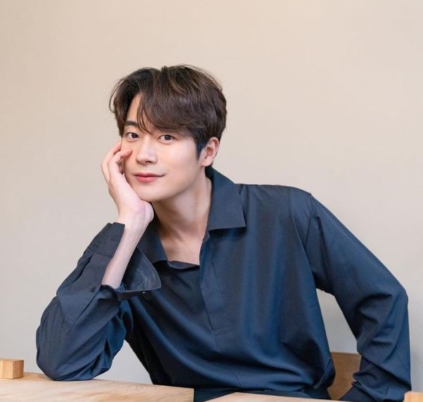 결혼 발표한 차서원, BL 드라마 팬들에 악플 세례.. 손편지 남겼다 결혼 발표한 차서원, Bl 드라마 팬들에 악플 세례.. 손편지 남겼다