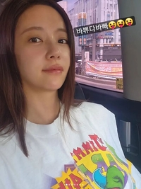 ‘톱배우의 밴’은 뭔가 달라.. 황정음, 비행기 일등석 느낌 밴 타고 출근 일상