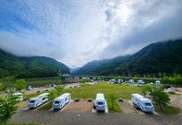 화천군, ‘평화의 댐 오토 캠핑장’ 카라반 시설 인기 만점