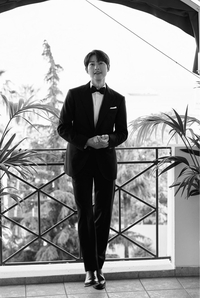 송중기, 아빠됐다...“아들과 케이티 모두 건강하다”[전문]