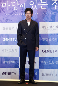 [포토]김성오, '마당이 있는 집'에선 의사로!