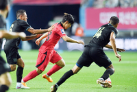 [포토]드리블 돌파하는 이강인