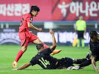 [포토]이강인, 이번엔 왼발로!