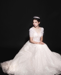 ‘15세’ 이동국 딸 재시, ‘웨딩드레스’ 화보 공개...왜?