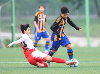 [포토]대경대 이나리, 과감한 태클로!