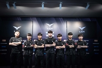 KT, 서머 첫 통신사 대전서 T1에 2-0 완승…매치 ‘10연패’ 끊었다[SS종로in]