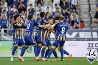 ‘김태환+바코 골 골’ 울산, ‘SNS 인종차별 징계’ 여파 딛고 대구 3-1 완파 ‘선두 질주’…전북 새 감독 체제에서 광주에 0-2 충격패