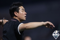 7년 만의 K리그 복귀전 치른 강원 윤정환 감독 “값진 승점 1점, 이승원 잘했다”[현장인터뷰]