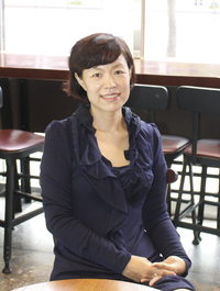 추상 세계와의 접속, 자신만의 조형언어로 보이지 않는 것들을 그리다