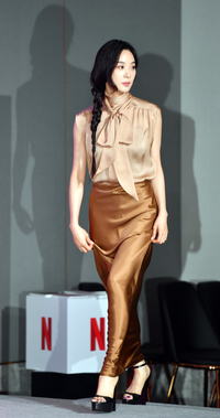 변우석·아이유, 압도적 비주얼 투샷