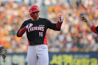 ‘무패’ 플럿코 무너트린 KIA, 장단 12안타 터트리며 3연패 탈출 성공! [SS잠실in]