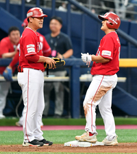 7타수 무안타→‘2G 연속’ 멀티히트+3루타...SSG 이적생, ‘살아난 계기’는? [SS시선집중]